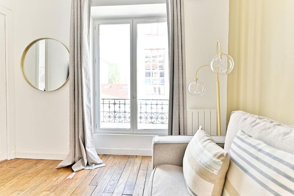 Apartment Montparnasse - Iii *